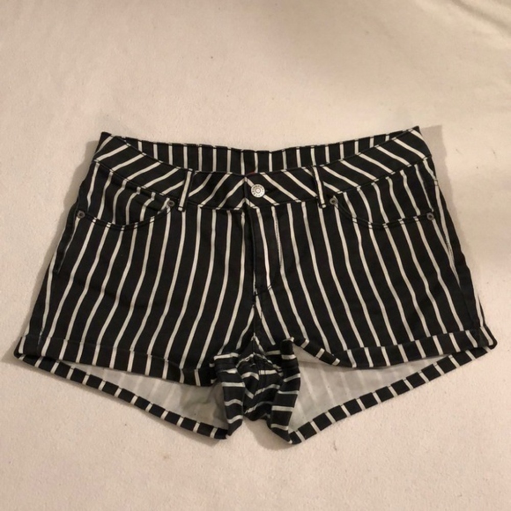 Divided Striped Shorts